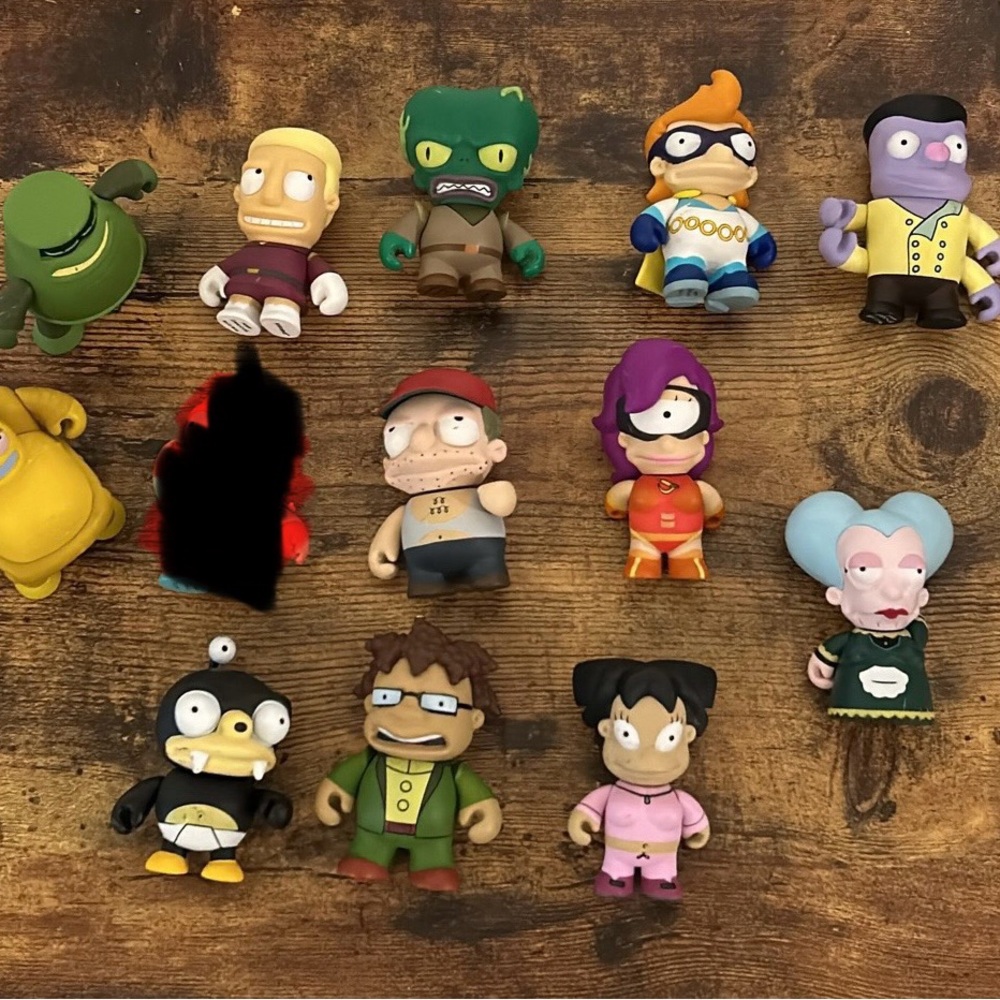 Kid robot x Futurama Mid 2000’s vinyl figures
